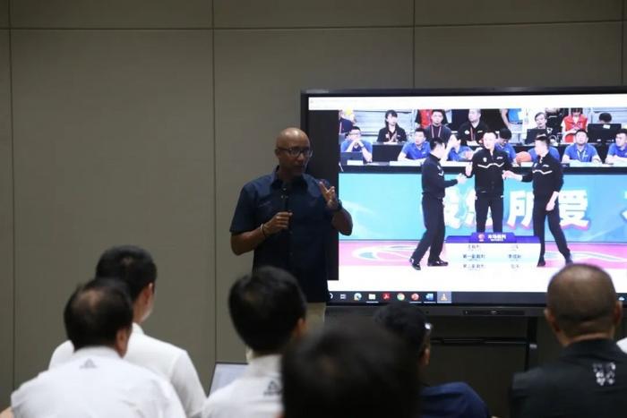 制定篮球交流计划以促进个人技能发展的方法_2